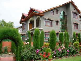 シュリーナガル インド旅行割引コード Srinagar agoda.com