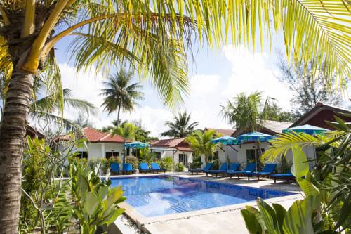 Spiaggia di Bang Tao Tailandia  Codice sconto viaggio booking.com