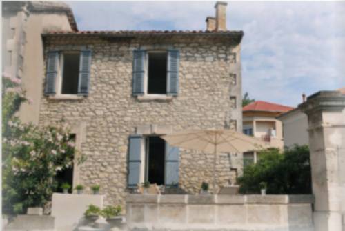 Avignone Francia Codice sconto viaggio booking.com