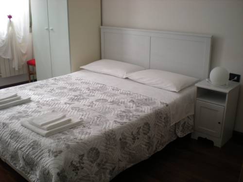 ベルガモ イタリア旅行割引コード Bergamo booking.com