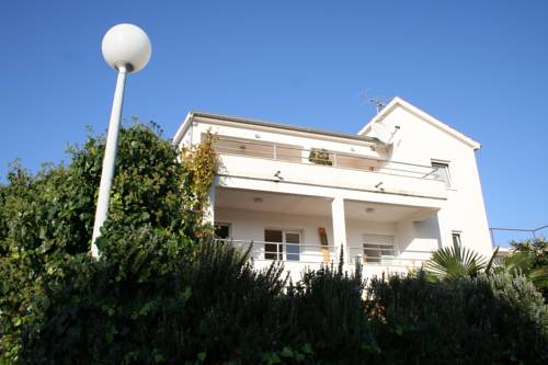Rogoznica クロアチア旅行割引コード Rogoznica booking.com