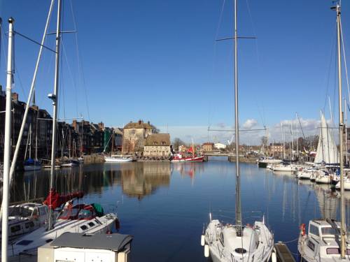 Honfleur Francia Codice sconto viaggio booking.com
