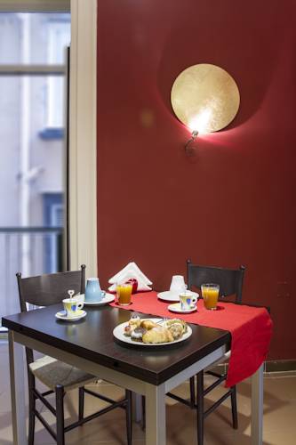 Napoli Italia Codice sconto viaggio booking.com