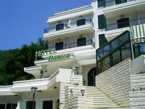 彼得罗瓦茨·纳·莫鲁（Petrovac na Moru） 黑山共和國 Petrovac na Moru 旅行折扣代码 booking.com