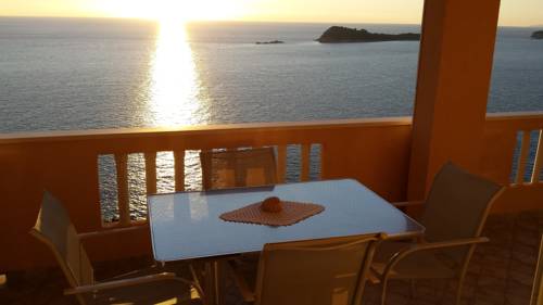ツァヴタット クロアチア旅行割引コード Cavtat booking.com