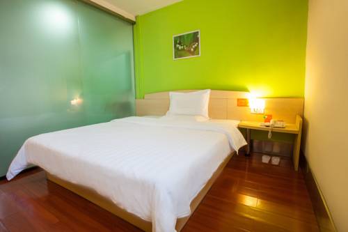 Sanya China Reiserabattcode booking.com