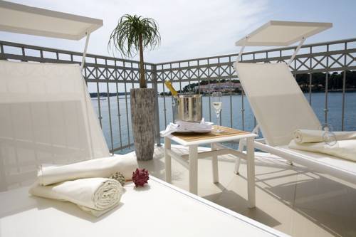 Parenzo Croazia Codice sconto viaggio booking.com