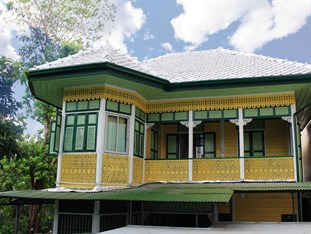 Agoda.com: Smarter Hotel Booking - Thailand