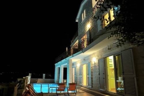 Tivat Montenegro Reiserabattcode booking.com